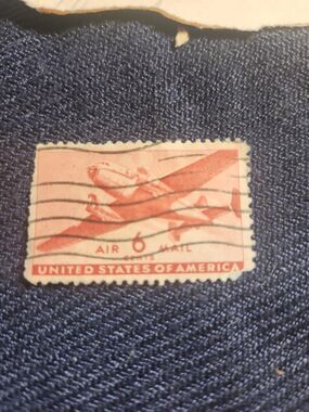 RARE 1940S RED 6 CENT U.S. AIR-MAIL STAMP